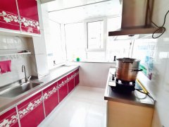 大润发附近新庄南区2楼两室一厅地暖 家具家电齐全 干净明亮拎