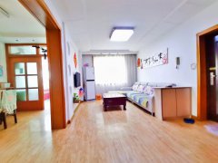 大润发附近新庄南区2楼两室一厅地暖 家具家电齐全 干净明亮拎