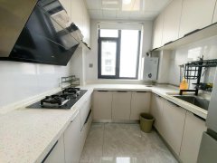 精装婚房 悦湖湾 84平 拎包可住 南厅落地窗 s