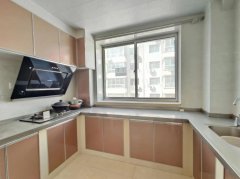 高阳小区 框架3楼 95平精装 45.8万 带地下室