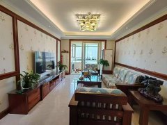 德龙馨苑电梯五楼109平三室精装带地下室65.8万诚心出售