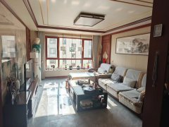 水岸名邸5楼东边户的电梯洋房102平豪华精装修带家具家电南厅