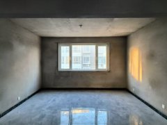 双河名居框架三楼129.56平三室两卫带车库52.8万捡漏