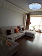 出租奥苑，豪华装修，三楼，91平，，带车库，1600