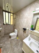 振华附近紫御阳光华府电梯2楼82平两室一厅 精装修卫生间带窗