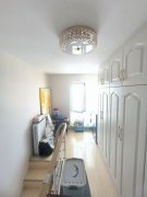 富润苑电梯12楼 129.76平 三室两厅两卫精装