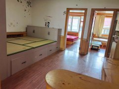 世纪小区 2室 80平 仅售20.8万 简装修 市场近