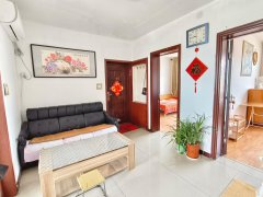 黎明中区好位置5楼 三室一厅配套齐全 干净整洁 生活便利