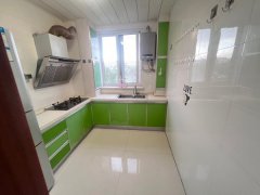 成山奥苑,三楼,93平,三居室,拎包入住,40.8万 成山奥苑,三楼,93平,三居室,拎包入住,40.8万